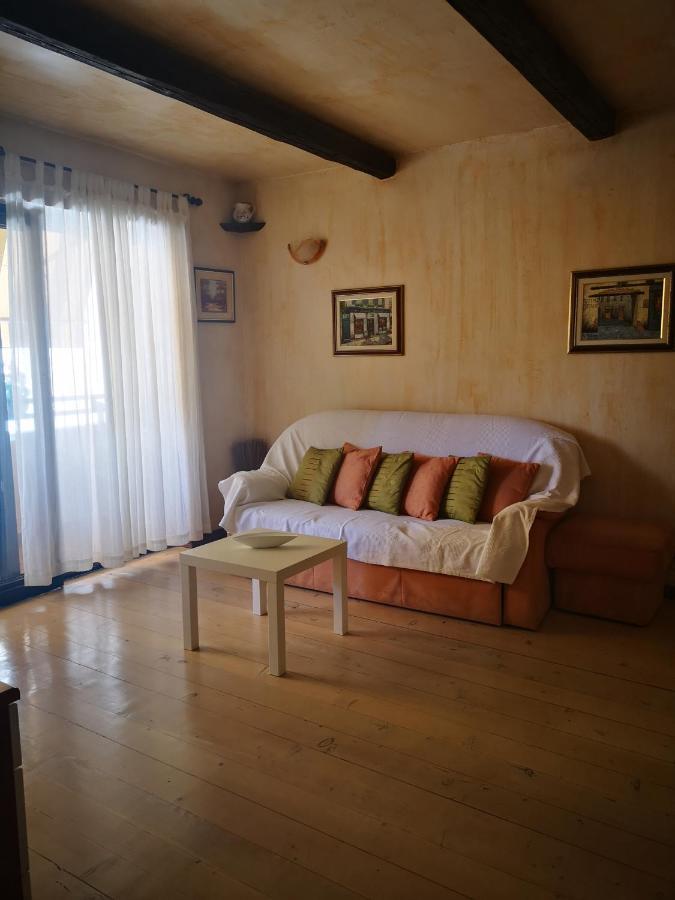 Apartment Marisa Poreč Buitenkant foto
