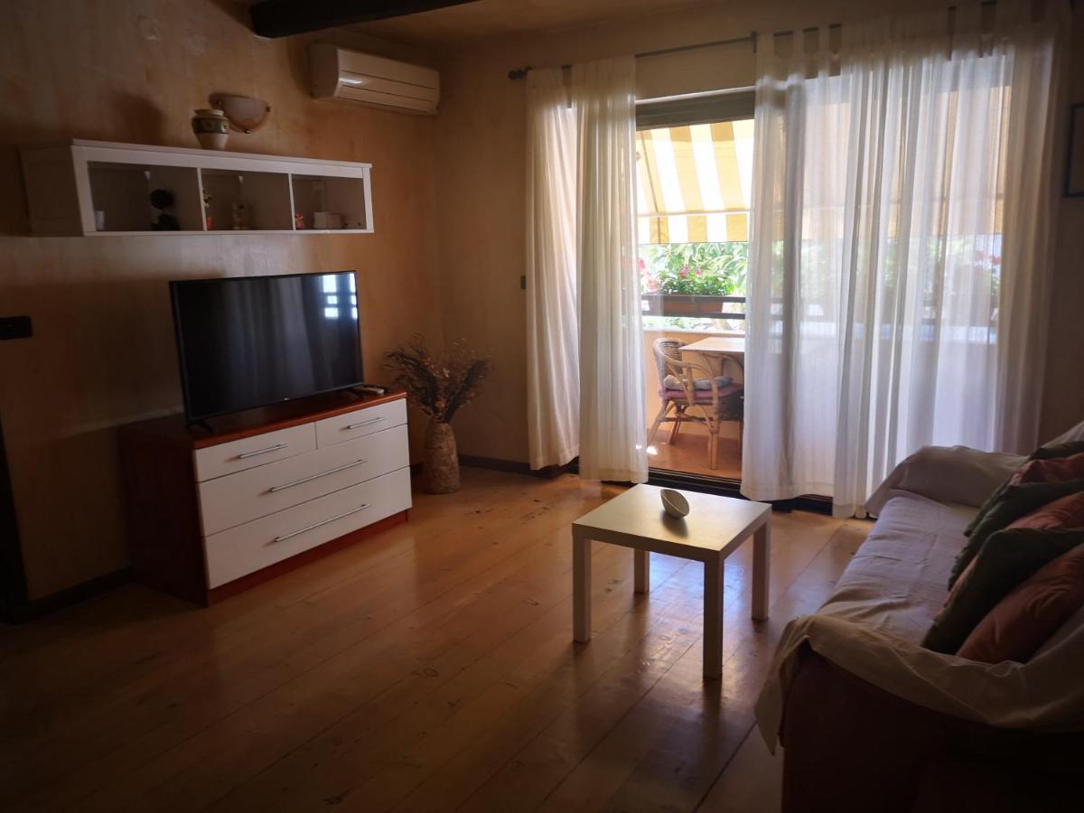 Apartment Marisa Poreč Buitenkant foto